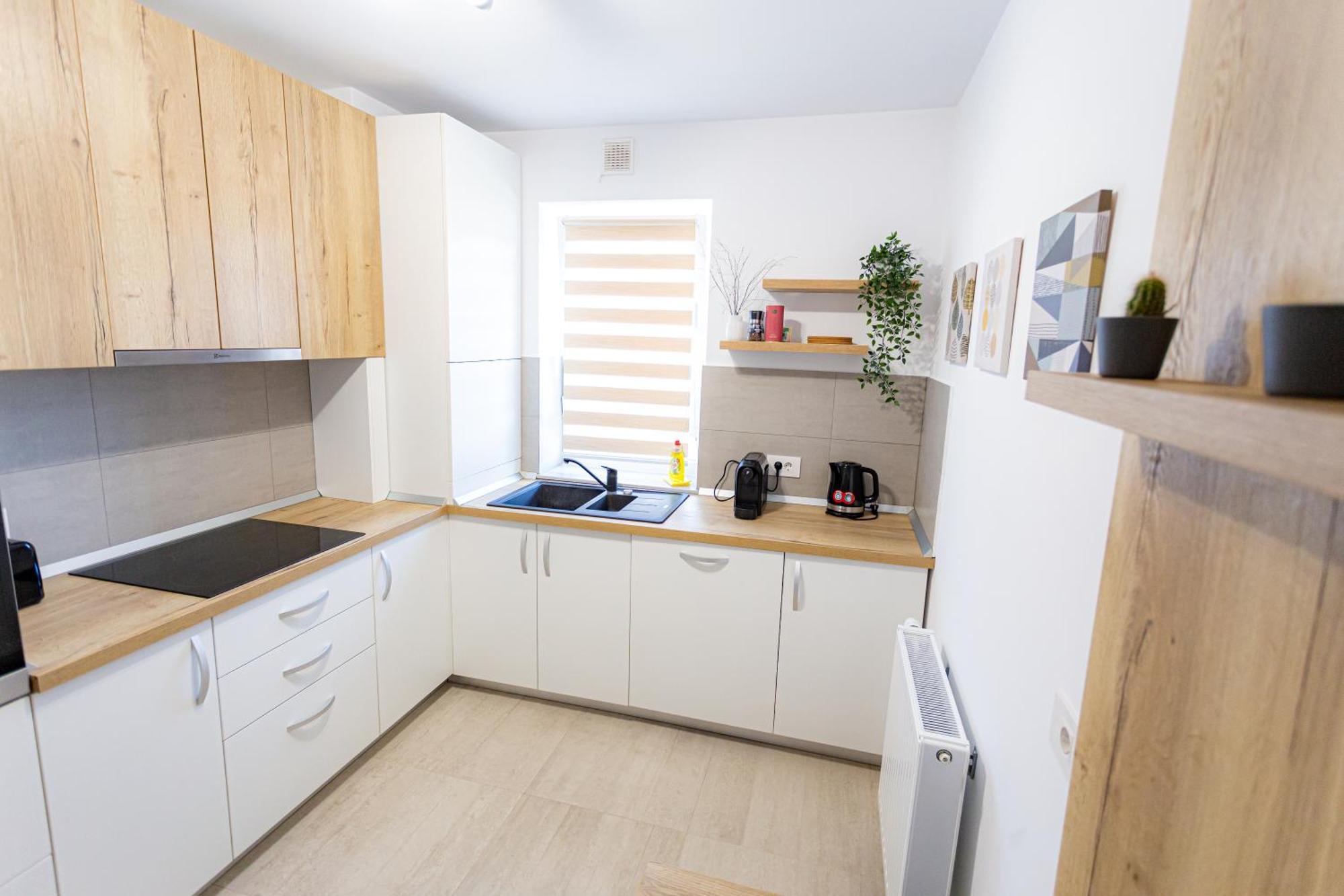 Apart B&V 203 Coresi - Elegant Mountain Retreat Braşov Esterno foto
